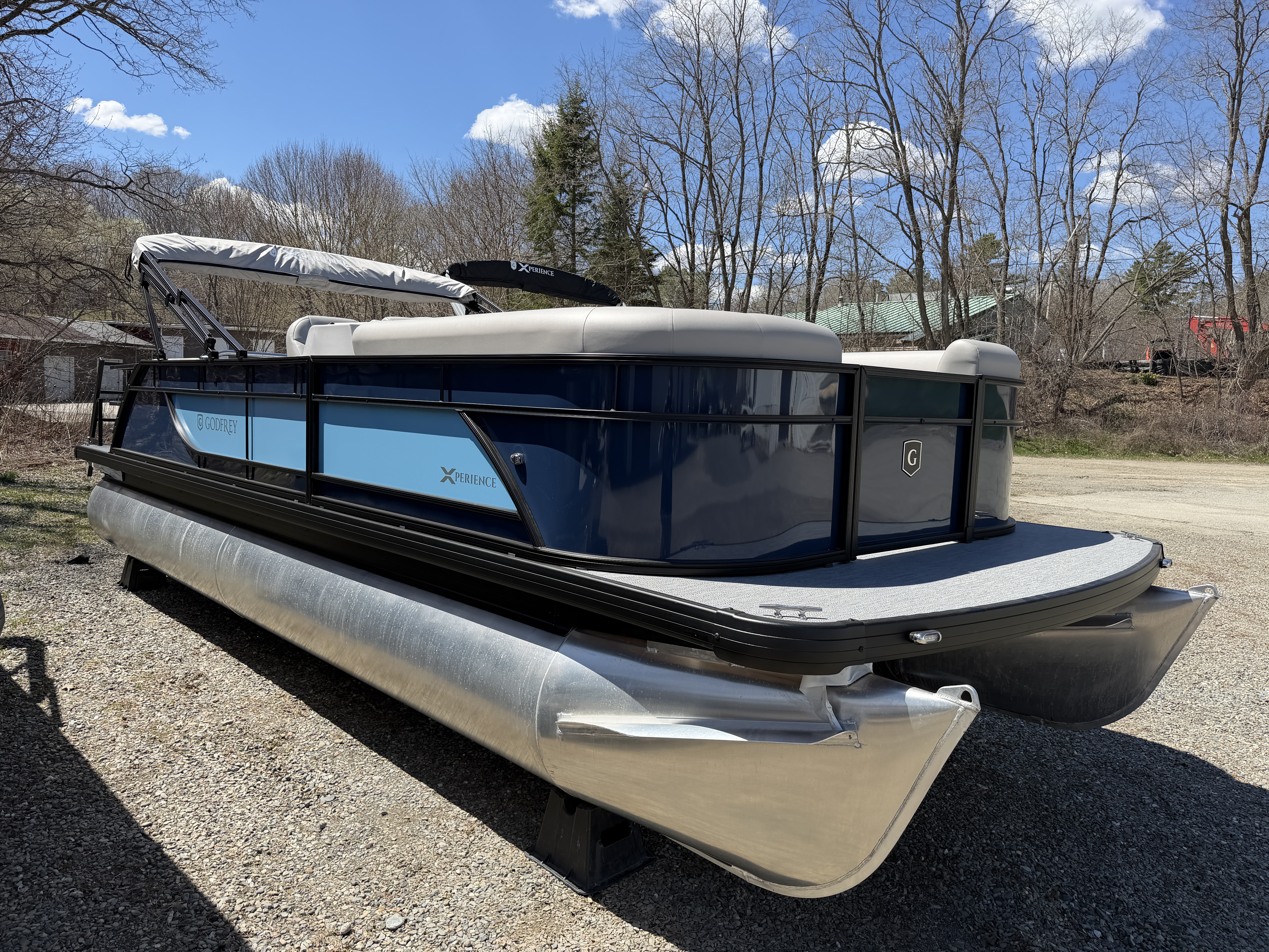 2026 Godfrey EX2286SFLX Pontoon - Navy/Lagoon
