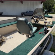2000 Lund 1650 Explorer SS