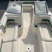 1999 Stingray 220DS