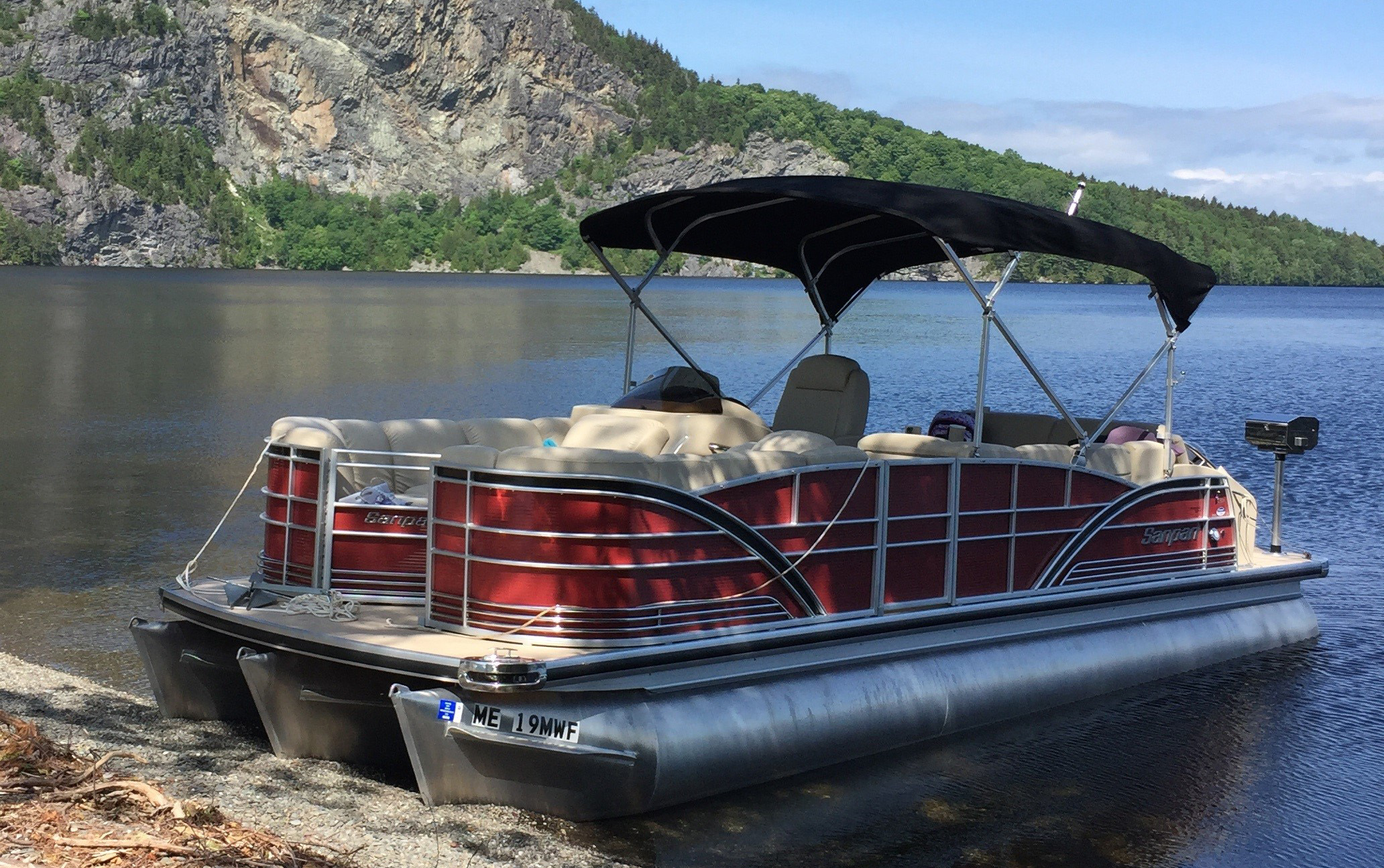 2015 San Pan Pontoon Boat