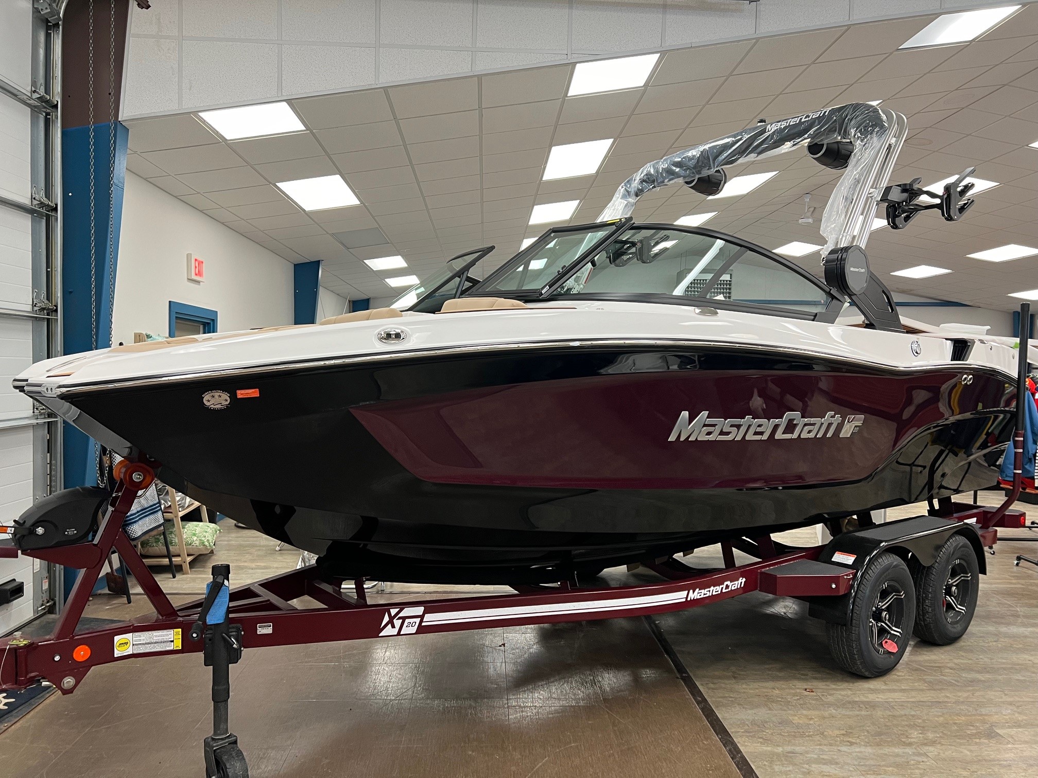 2024 Mastercraft XT20