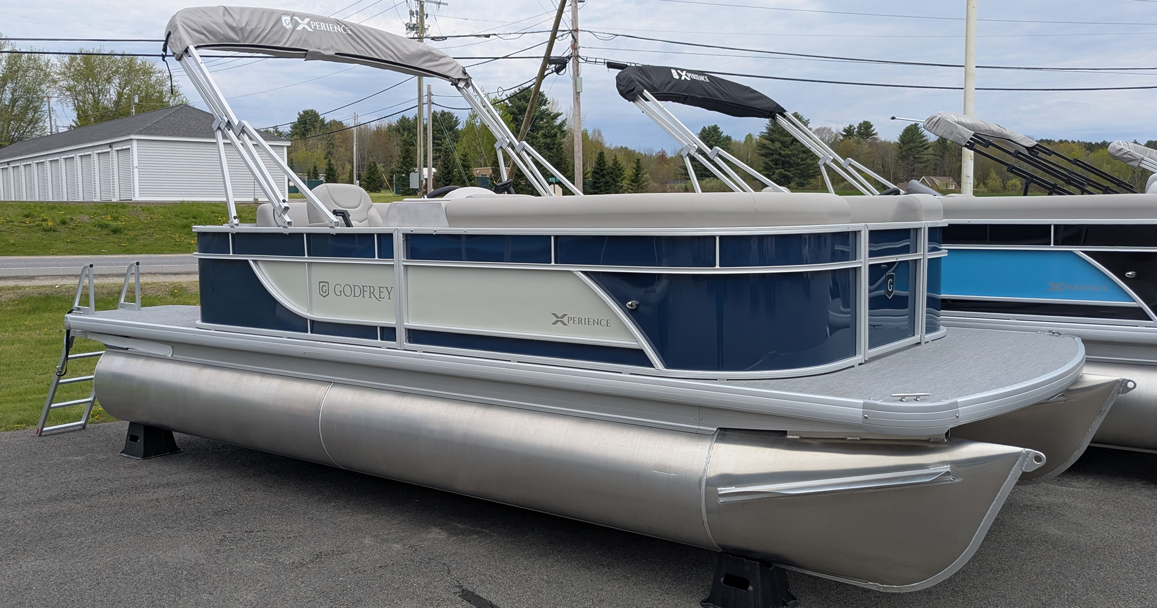 2025 Godfrey EX2086CXP - Navy 2025 Godfrey EX2086CXP - Navy
