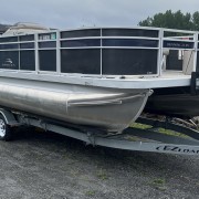 2019 Bennington 22SFX
