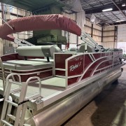 2024 Bennington 22SVSB Triple