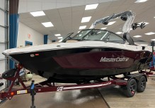 2024 Mastercraft XT20